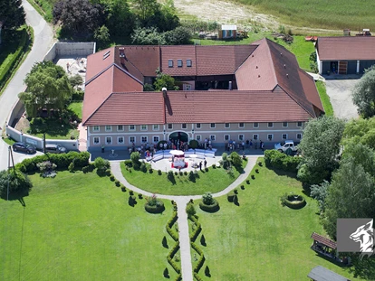 Wedding - Neufelden - Unser Gutshof aus der Vogelperspektive - Stadlerhof Wilhering