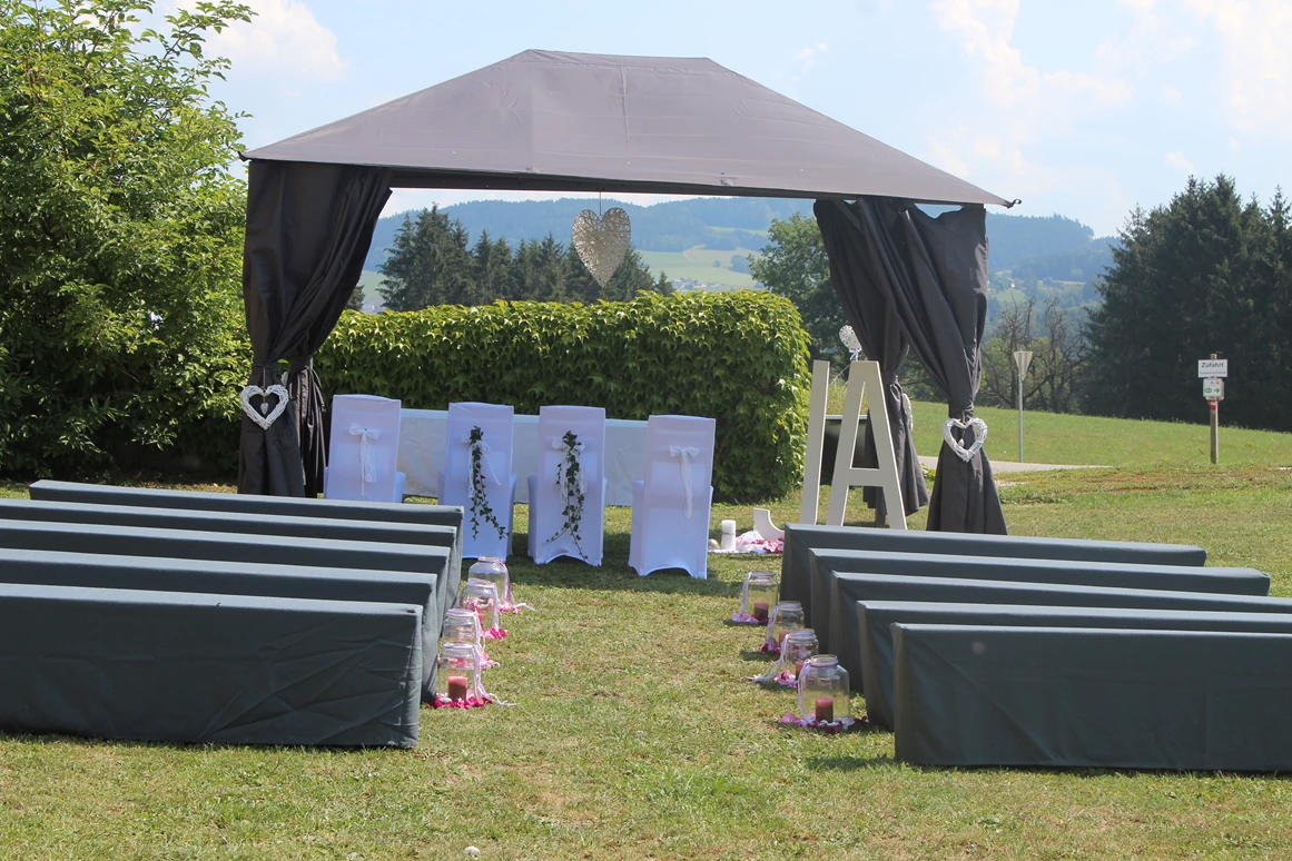 Hochzeitslocation: Mostschänke Grüner