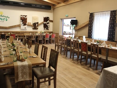 Hochzeitslocation: Mostschänke Grüner