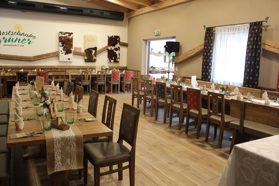 Hochzeitslocation: Mostschänke Grüner