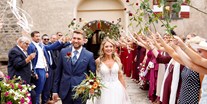 Hochzeit - Hochzeitsessen: 5-Gänge Hochzeitsmenü - Bezirk Krems-Land - Brautpaar Schloss Ottenstein - Schloss Ottenstein