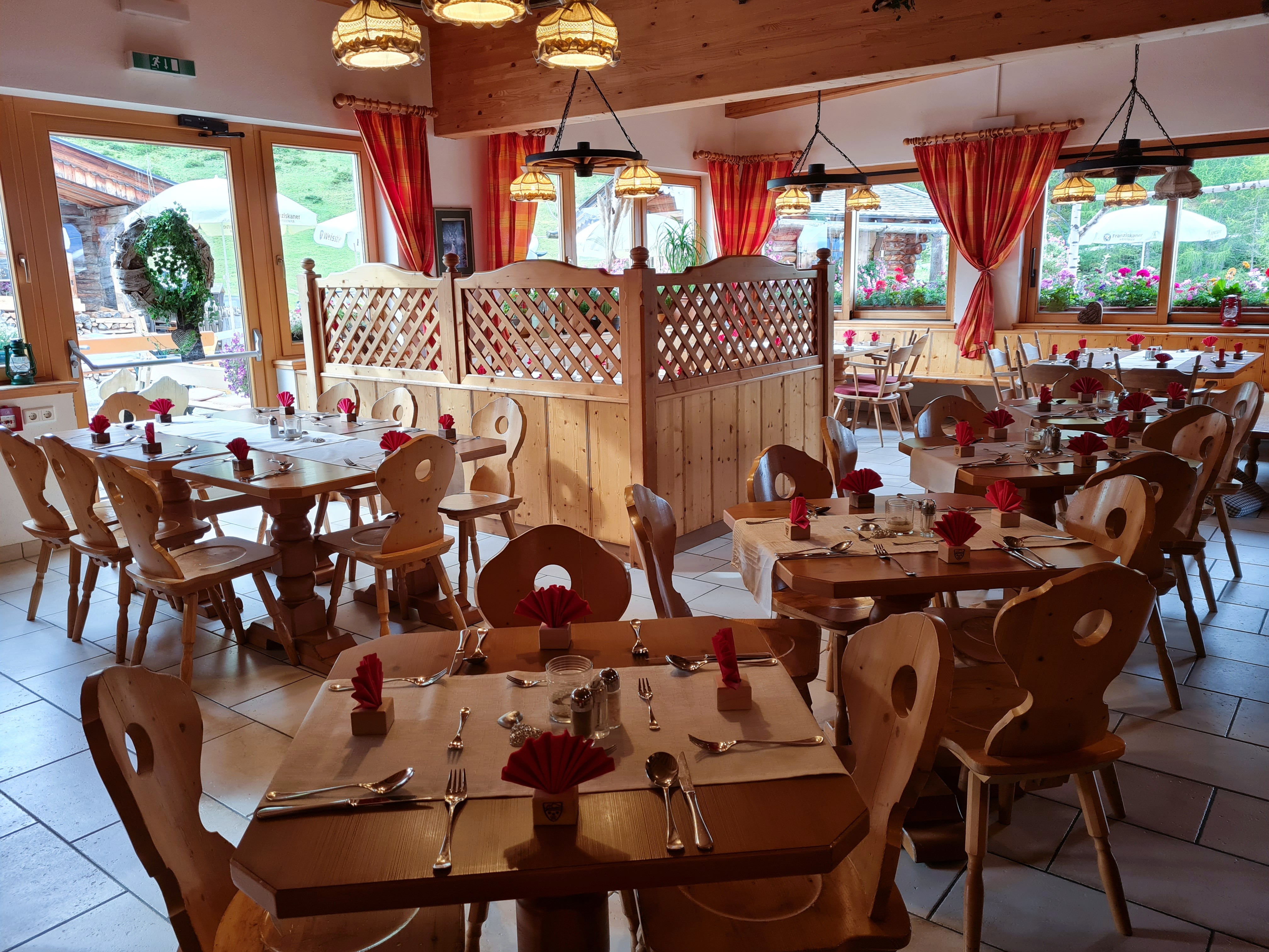 Berghotel Gerlosstein Information about the banquet halls Winter garden