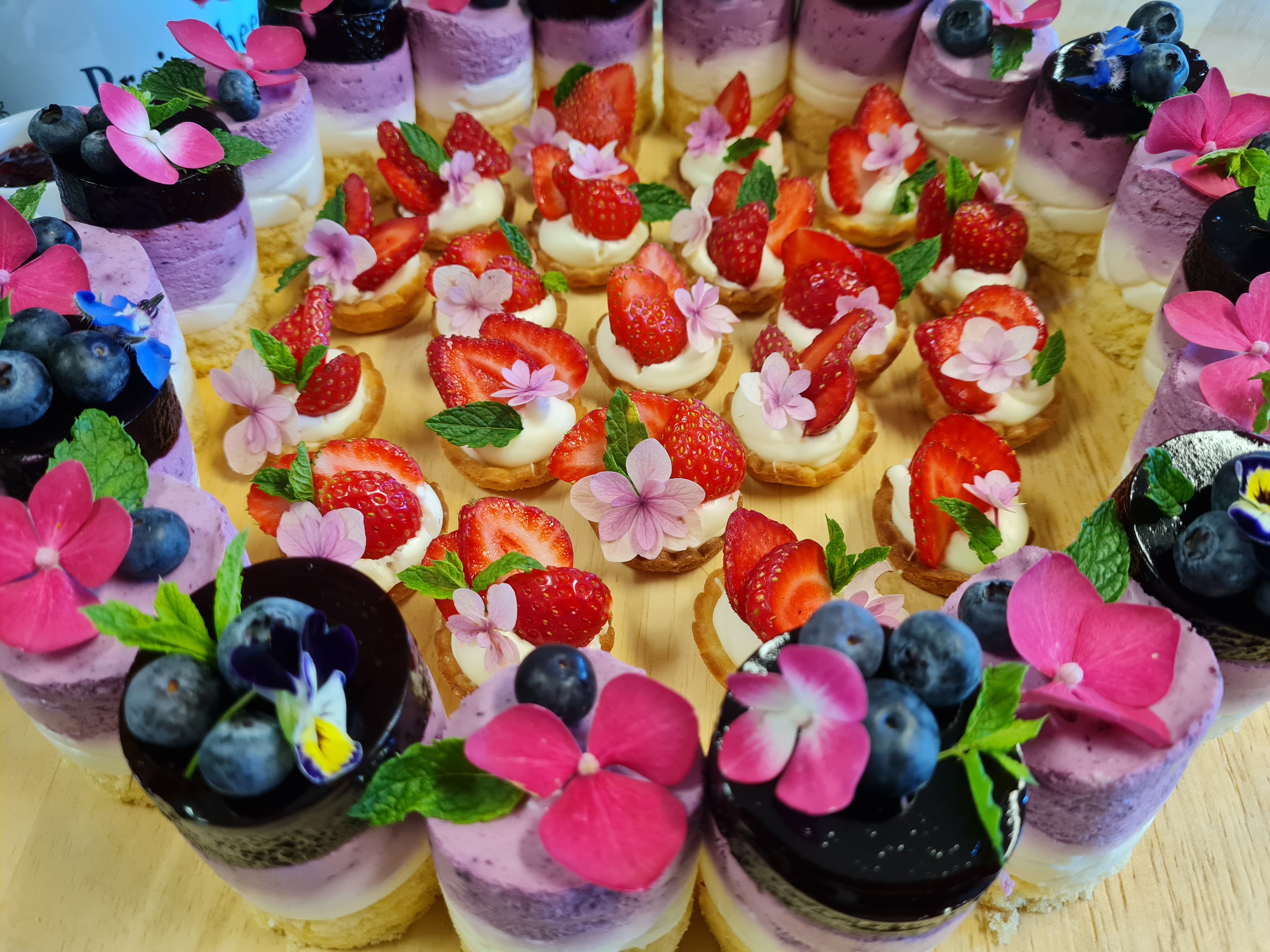 Hochzeit: Torten ganz nach Wunsch - Berghotel Gerlosstein