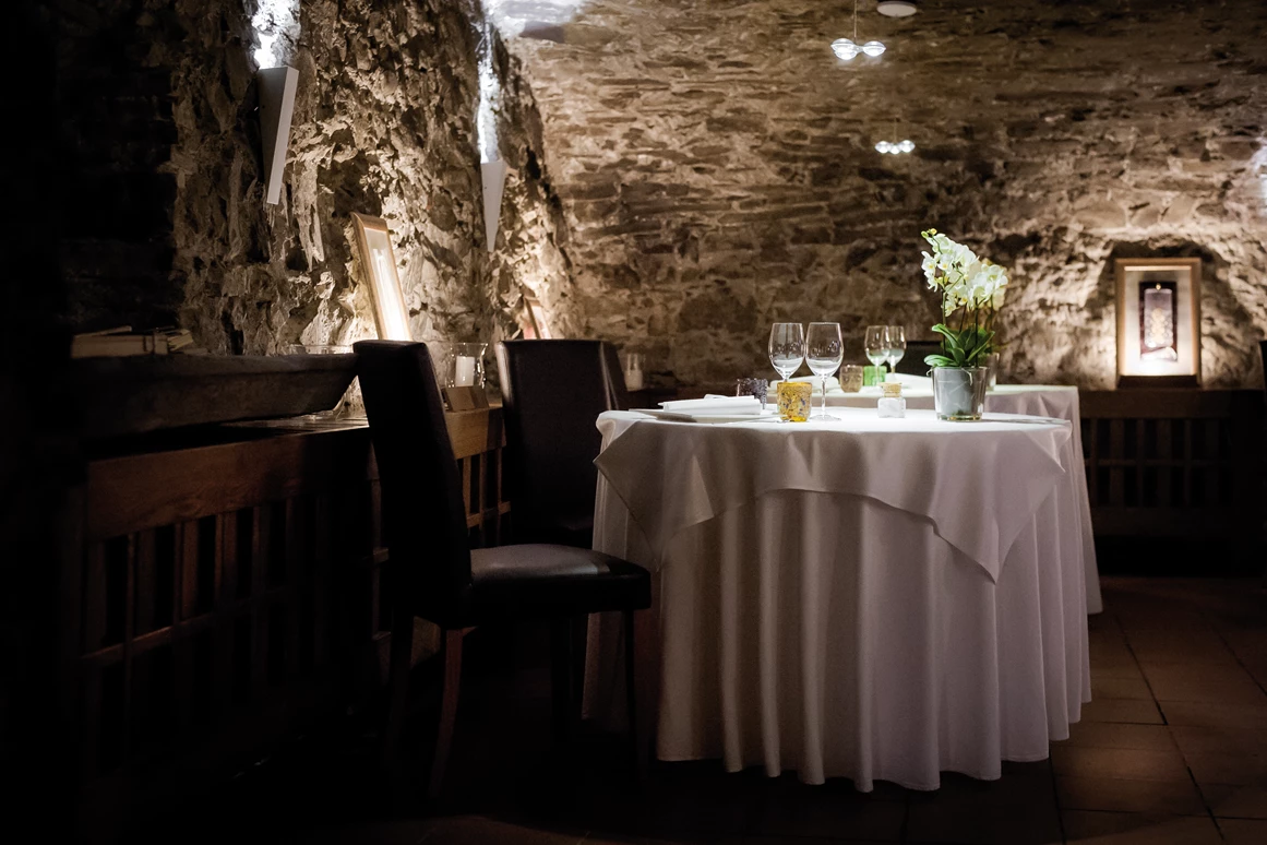 Hochzeit: Schloss Zemono, Pri Lojzetu, Slowenien