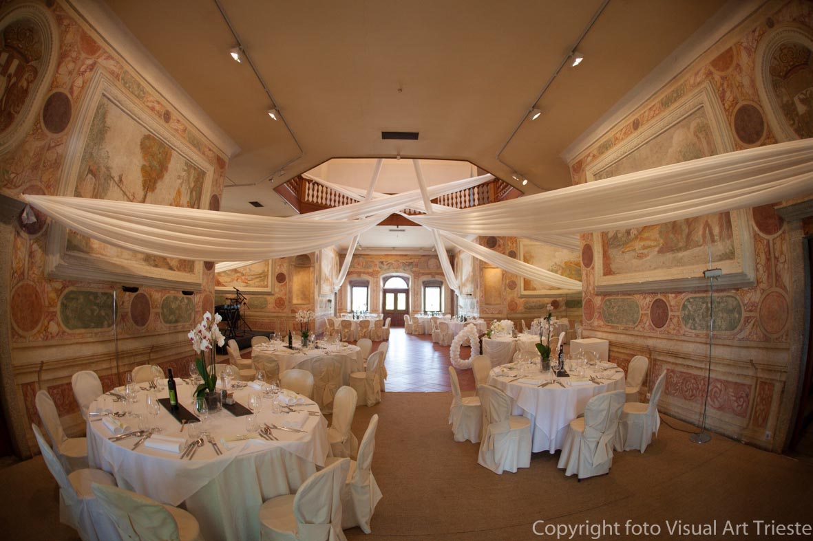 Hochzeit: Schloss Zemono, Pri Lojzetu, Slowenien