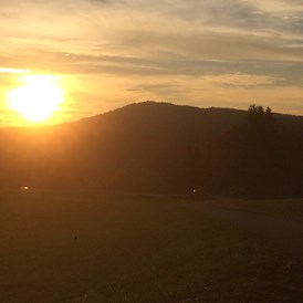 Hochzeit: Sonnenuntergang am Taubenberg - Bergpension Maroldhof