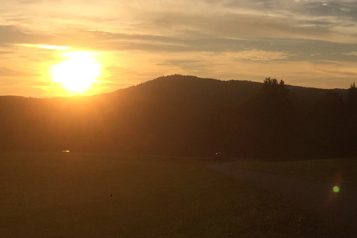 Hochzeit: Sonnenuntergang am Taubenberg - Bergpension Maroldhof