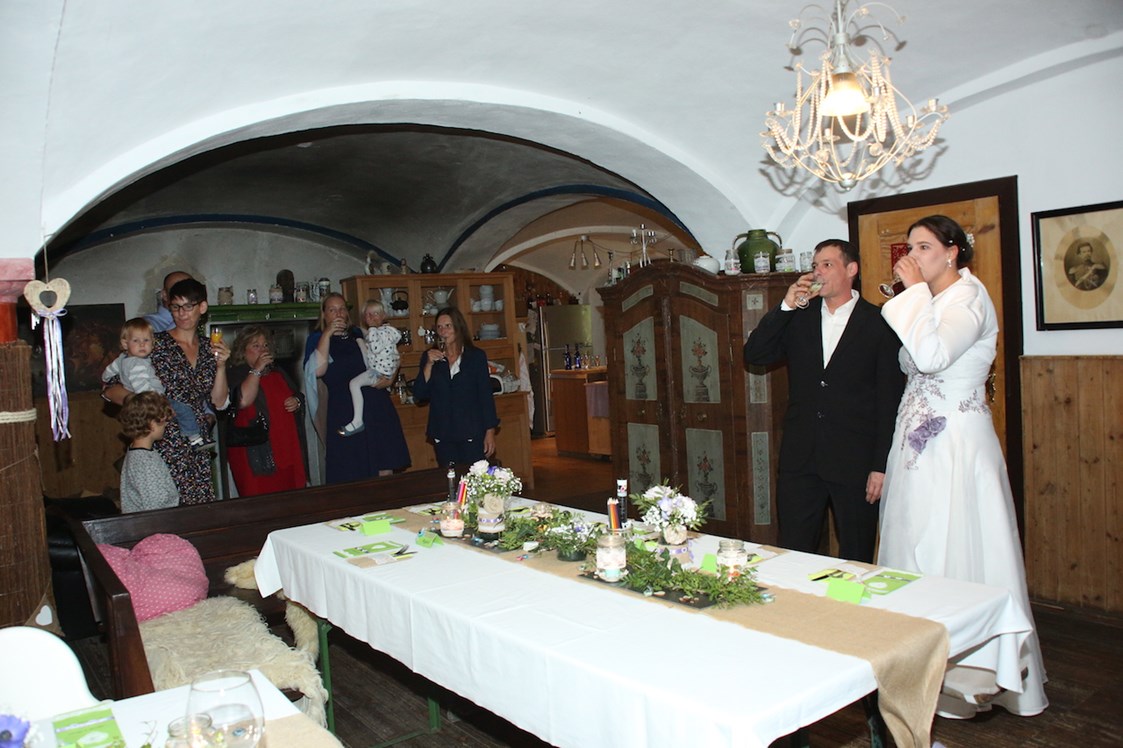 Hochzeit: Ein Prost auf die Ehe - Bergpension Maroldhof