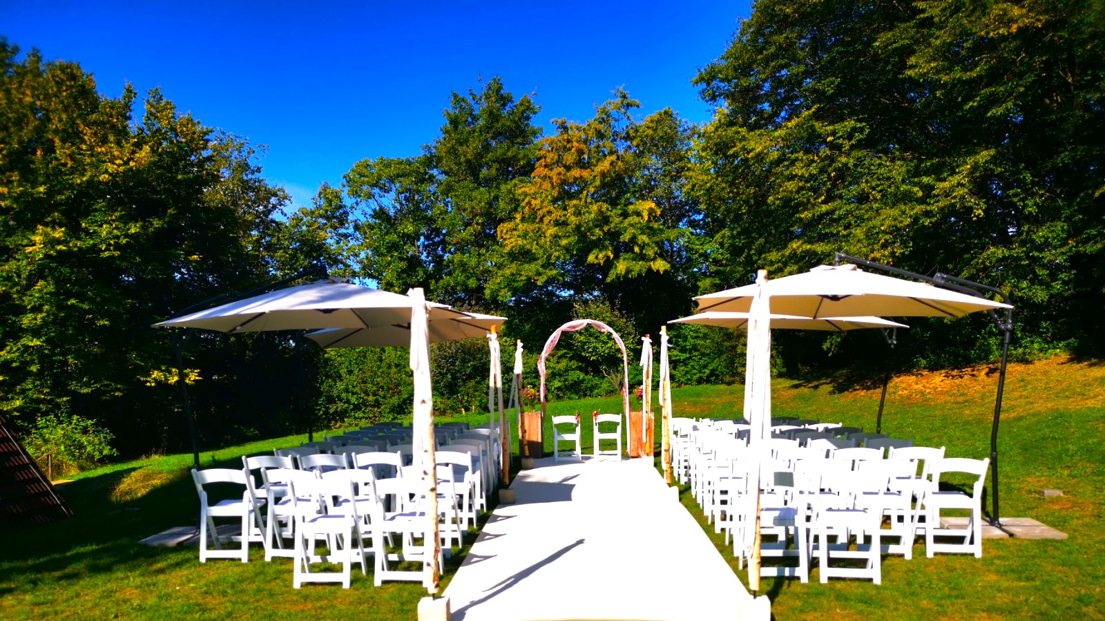 Mariage - Albershausen - Unsere Trauwiese, perfekt für Freie Trauungen - HABITAT - Die Hochzeitslocation in Esslingen bei Stuttgart