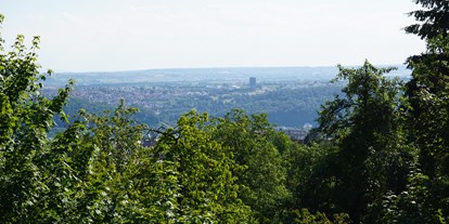 Hochzeit - Art der Location: Zeltverleih - Baden-Württemberg - Die Mietlocation über den Dächern von Esslingen bei Stuttgart - HABITAT - Die Mietlocation in Esslingen bei Stuttgart