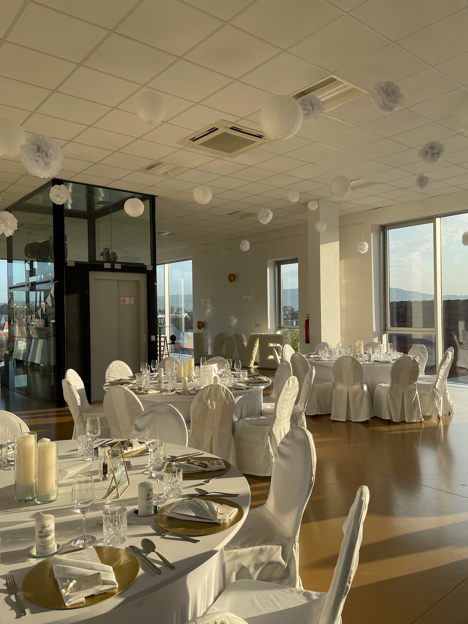 vierzigerhof Informatie over de balzalen Trap 