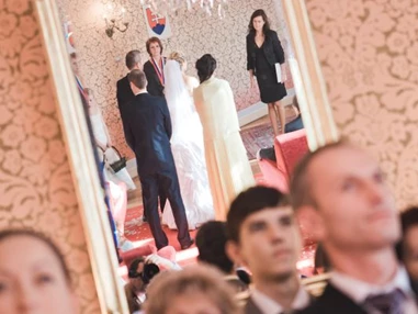 Hochzeitslocation: Heiraten im Schloss Smolenice in der Slowakei.
Foto © stillandmotionpictures.com - Schloss Smolenice