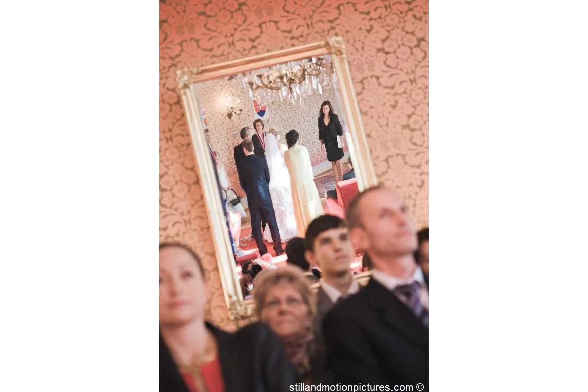 Hochzeitslocation: Heiraten im Schloss Smolenice in der Slowakei.
Foto © stillandmotionpictures.com - Schloss Smolenice