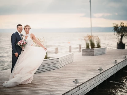 Hochzeit - Pamhagen - Der Bootsanlegesteg lädt für unvergessliche Hochzeitsfotos. - das Fritz am See