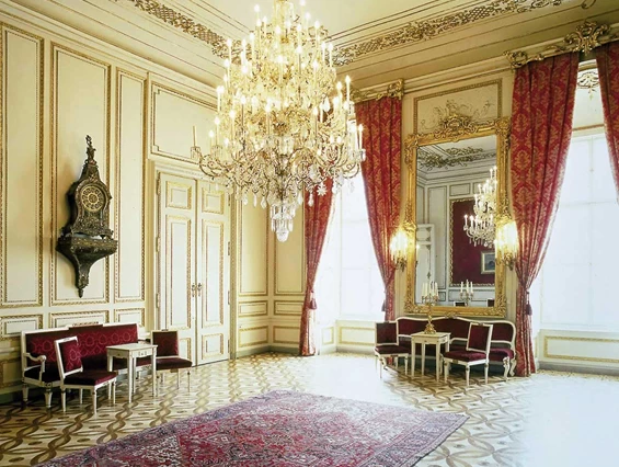 Hochzeit: Der Uhrensalon des Palais Pallavicini, 1010 Wien. - Palais Pallavicini