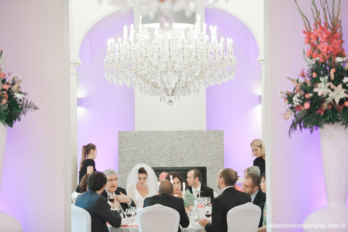 Hochzeit: Feiern Sie Ihre Hochzeit im Restaurant Hrad in Bratislava.
Foto © stillandmotionpictures.com - REŠTAURÁCIA HRAD