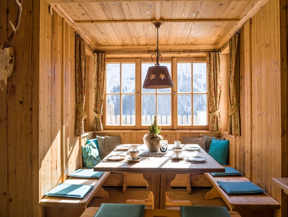 Hochzeit: Moderne Stube - Berg'k'hof Kaisertal - Alpine Hideaway