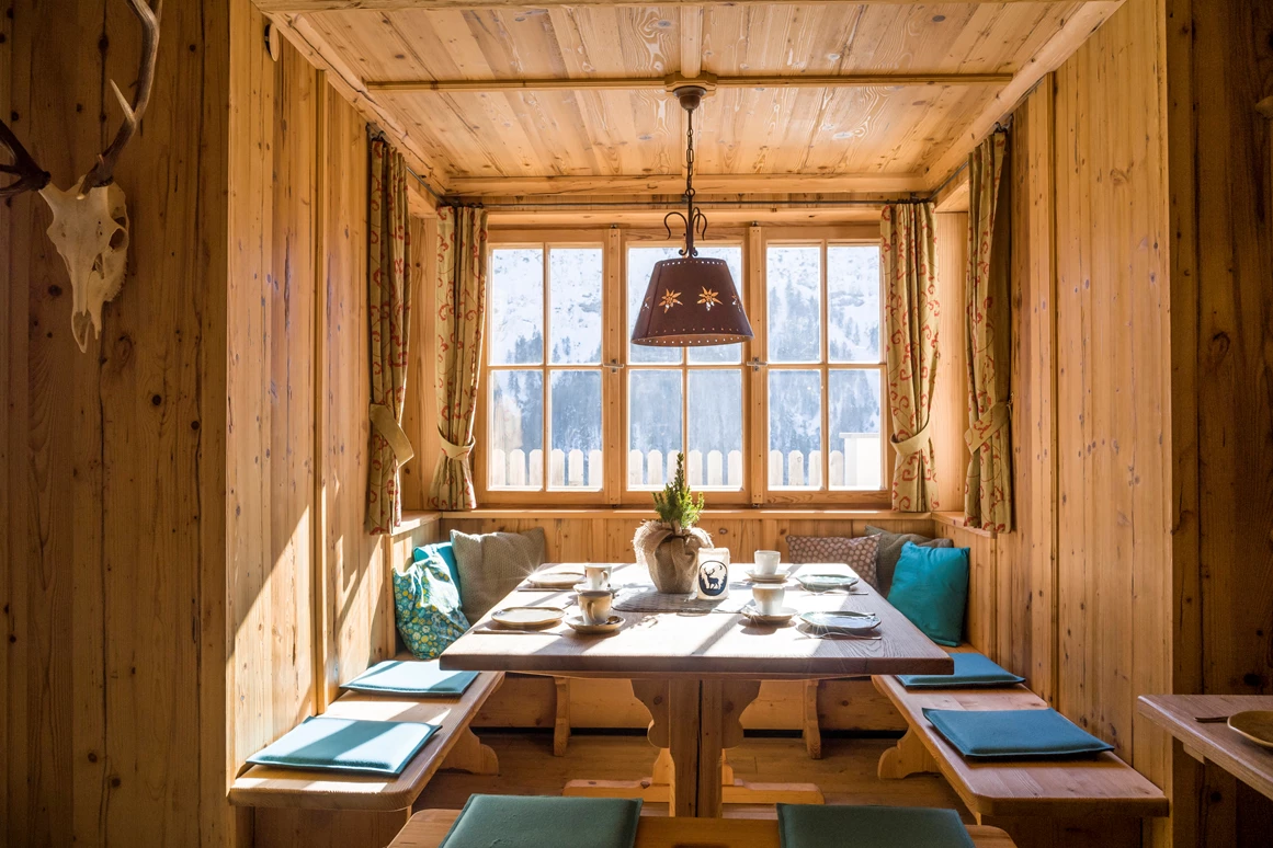 Hochzeit: Moderne Stube - Berg'k'hof Kaisertal - Alpine Hideaway