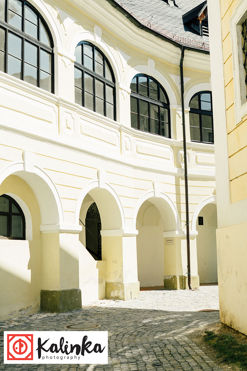 Hochzeit: Innenhof - Hochzeitsschloss Gloggnitz