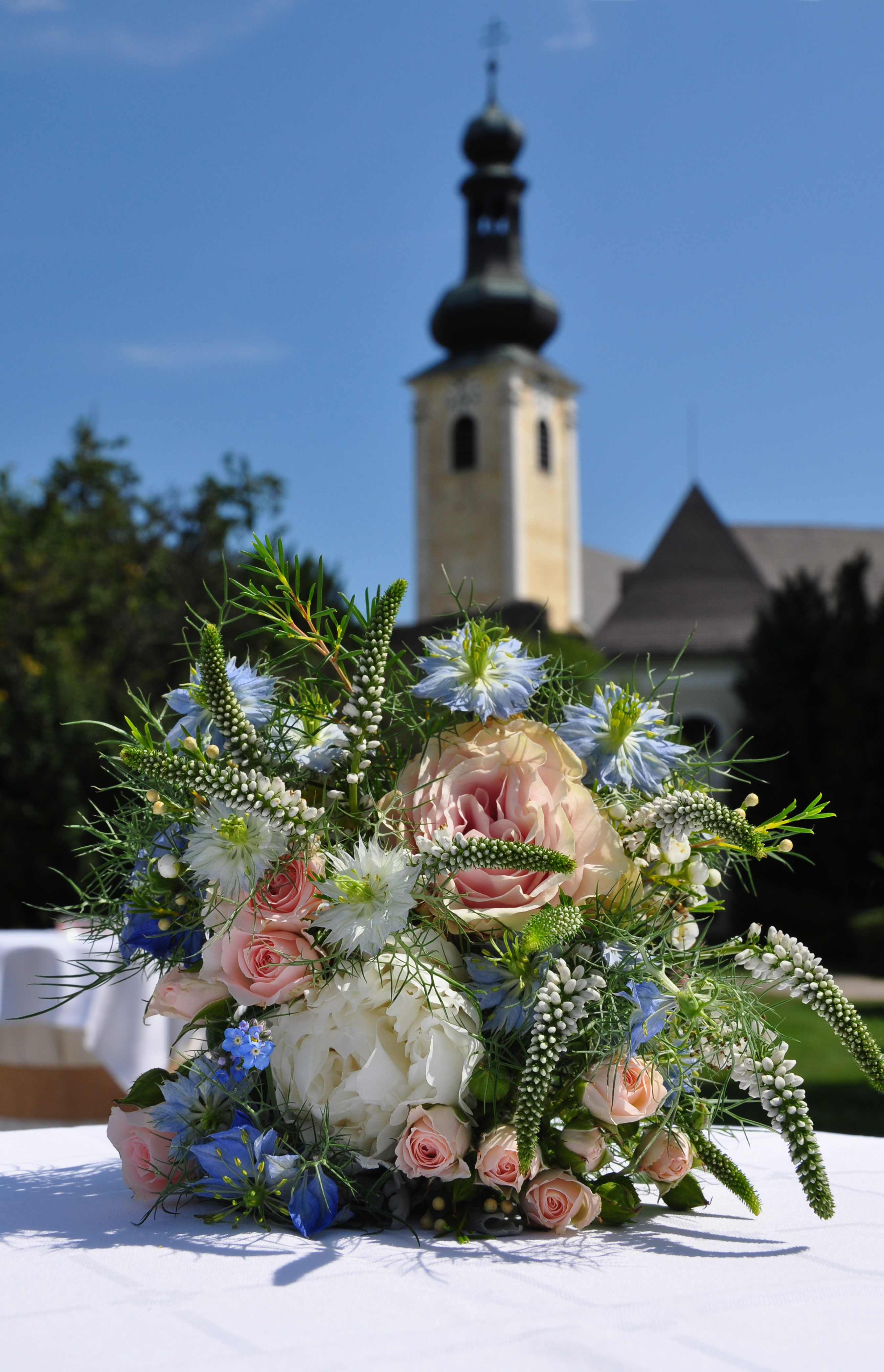 Hochzeit: Agape im Schlosspark - Hochzeitsschloss Gloggnitz