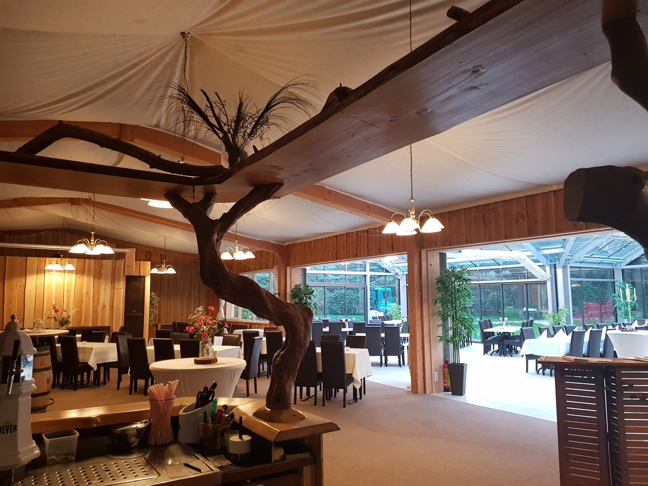 Orangerie im Rhododendronpark Angaben zu den Festsälen Saal