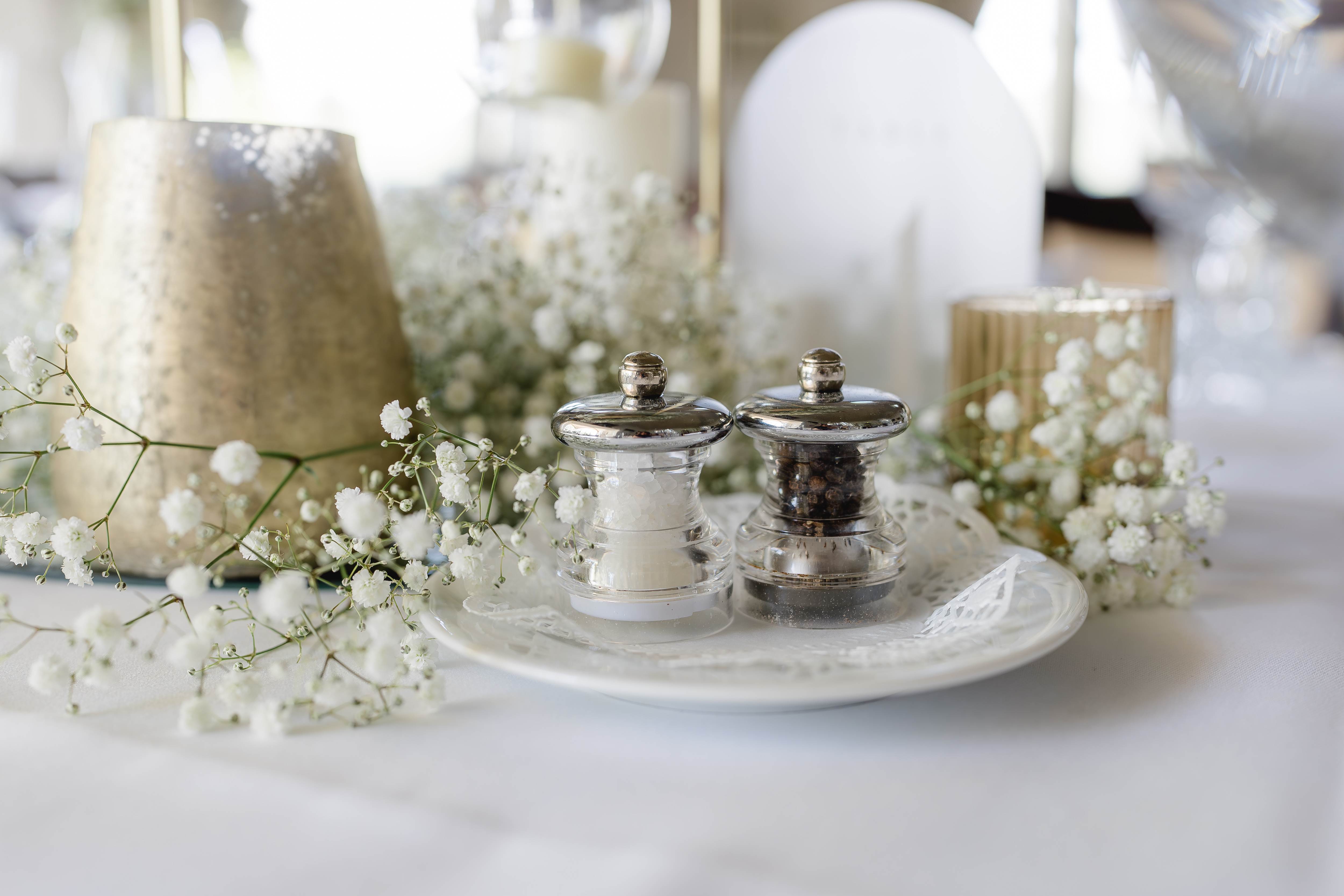 Hochzeitslocation: Deko Tisch
www.tanjaundjosef.at - Schloss Maria Loretto am Wörthersee