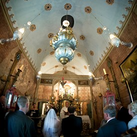 Hochzeit: Die Schlosskapelle Maria Loretto, für max. 60 Personen Platz. - Schloss Maria Loretto am Wörthersee