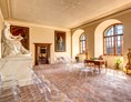 Hochzeit: Das Leopoldinenzimmer der Burg Forchtenstein ist vom April bis Oktober buchbar. Es bietet Platz für ca. 40 Sitzplätze und 20 Stehplätze. - Burg Forchtenstein