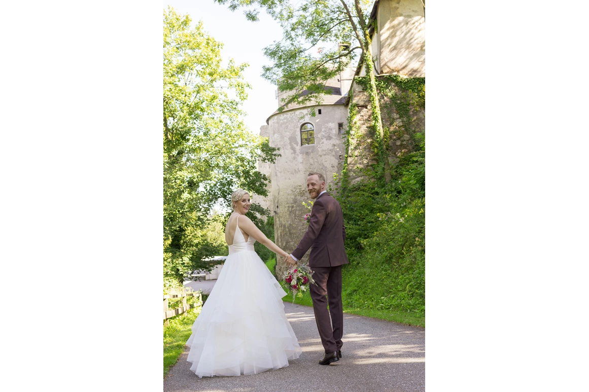 Hochzeit: Burggelände - Burg Kreuzen