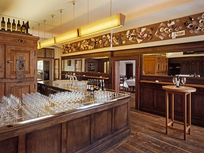 Matrimonio - Bisamberg - Die Bar - Pfarrwirt - Das älteste Wirtshaus Wiens