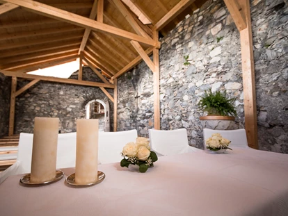 Hochzeit - Bezirk Villach - Altar in der historischen Burg-Kapelle, Burg Landskron - Burg Landskron