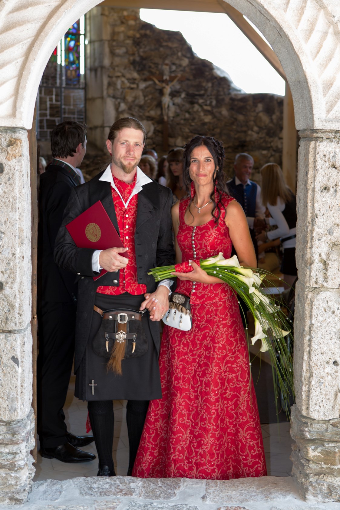 Hochzeit: Trauung in der historischen Burg-Kapelle, Burg Landskron - Burg Landskron