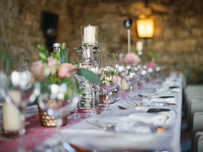 Hochzeit - Bezirk Villach - Der Festsaal der Burg Landskron bereit für Ihre Hochzeit. - Burg Landskron
