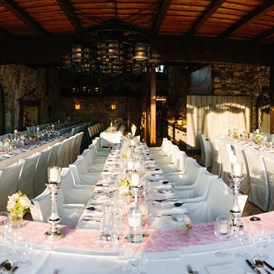 Hochzeit: Der Festsaal der Burg Landskron bereit für Ihre Hochzeit. - Burg Landskron